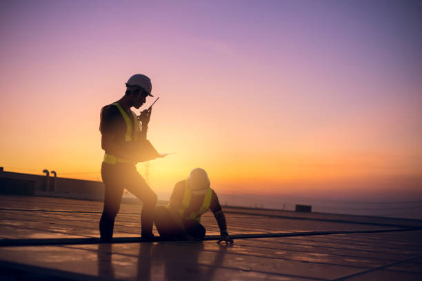 Best Emergency Roof Repair  in Le Claire, IA